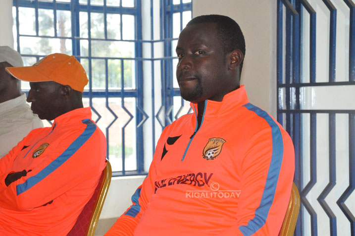 Ikipe izajya yambara umwambaro wanditseho Excel Energy imbere