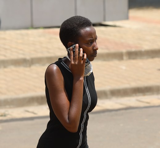 Ntibikwiye ko umuntu yambara agapfukamunwa mu ijosi