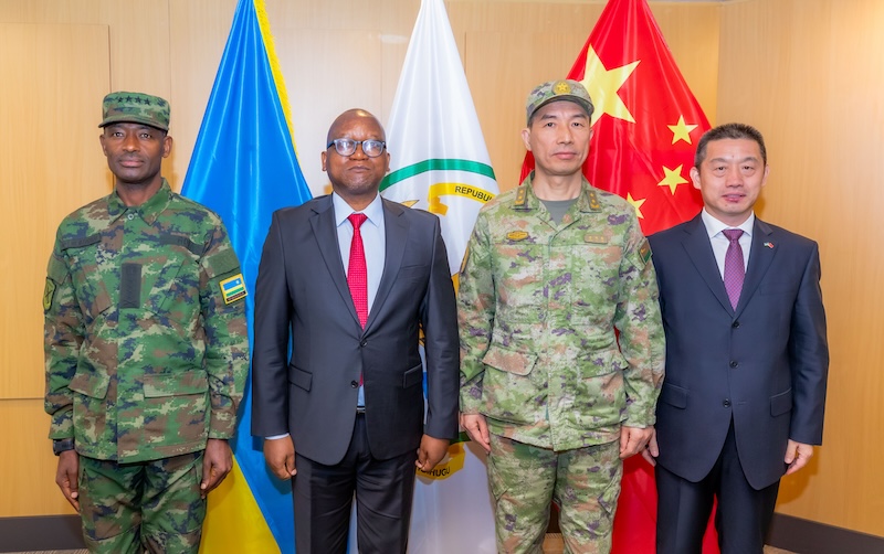 Umugaba Mukuru wungirije w