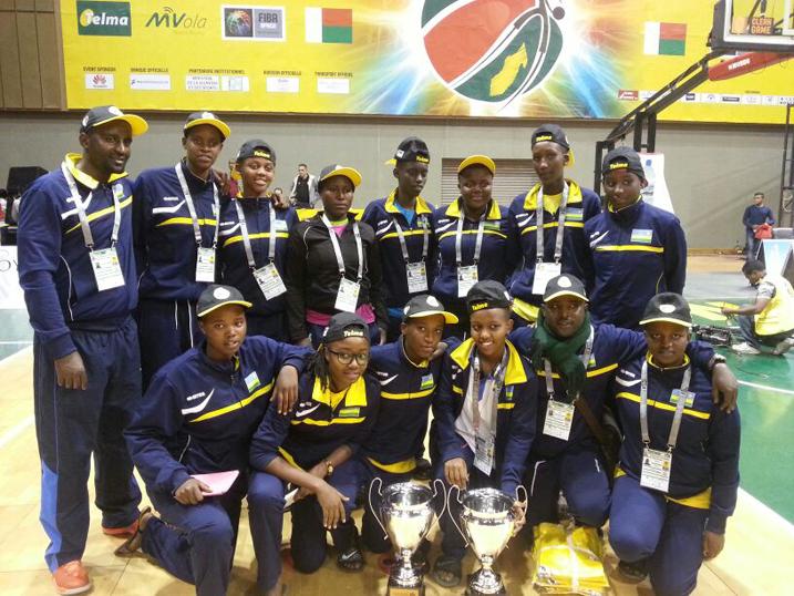 Abakobwa batarengeje imyaka 16 begukanye igihembo cya Fair paly muri aya marushanwa baherukamo muri Madagascar