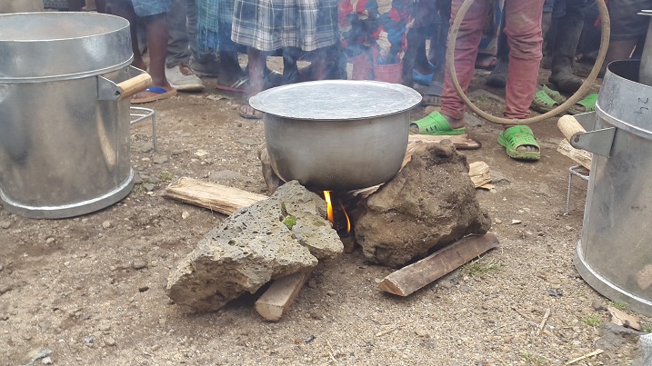 I Bugeshi ngo nta kindi gicanwa bazi uretse inkwi n'amakara ku bakungu