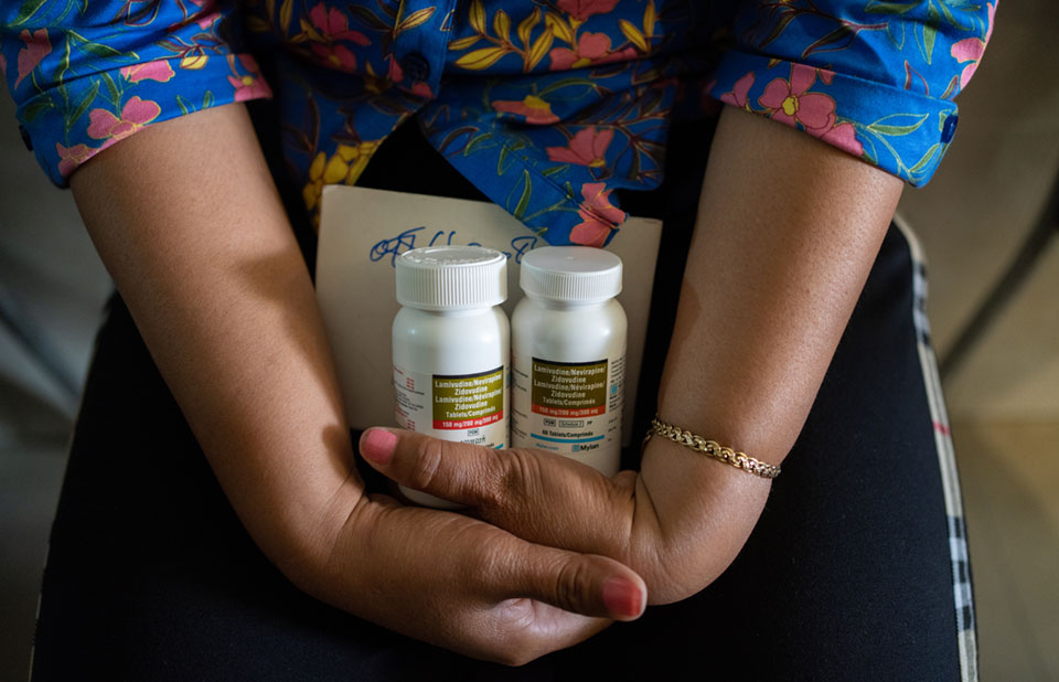 Abafite virusi itera SIDA bahamya ko bayisazana iyo bafashe imiti neza