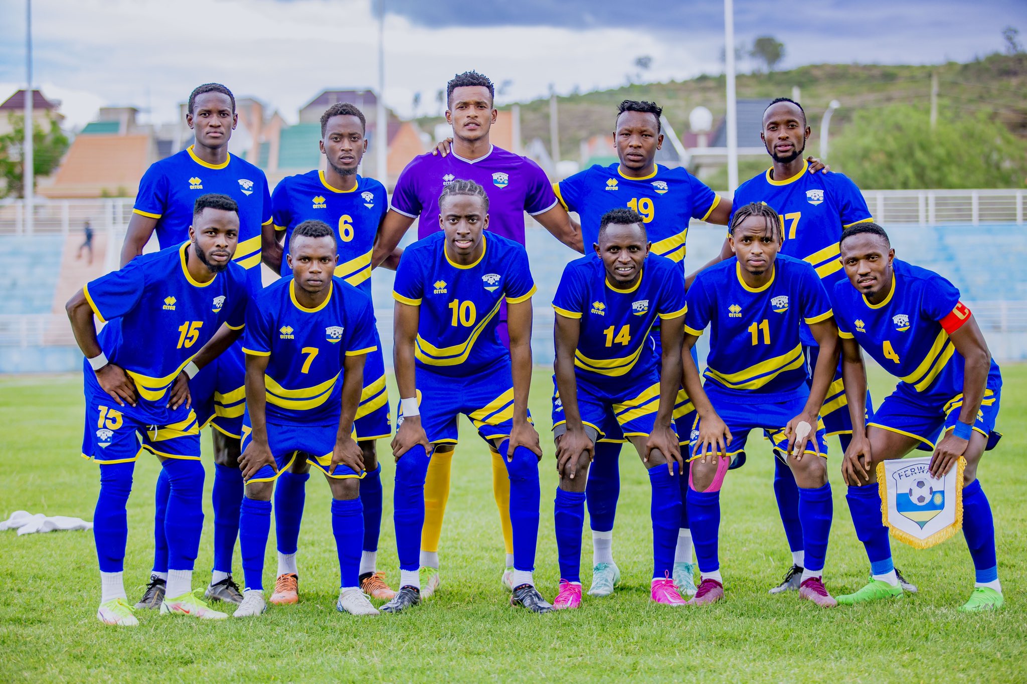 Amavubi yamenyeshejejwe ko azakinira imikino yombi muri Benin 