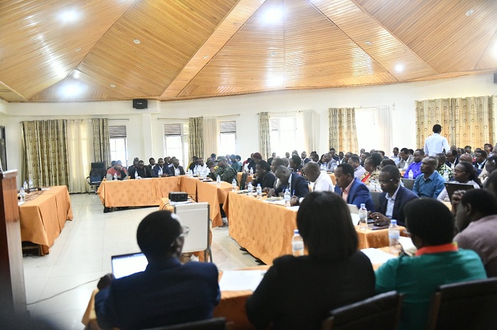 Inama yitabiriwe n'abayobozi batandukanye