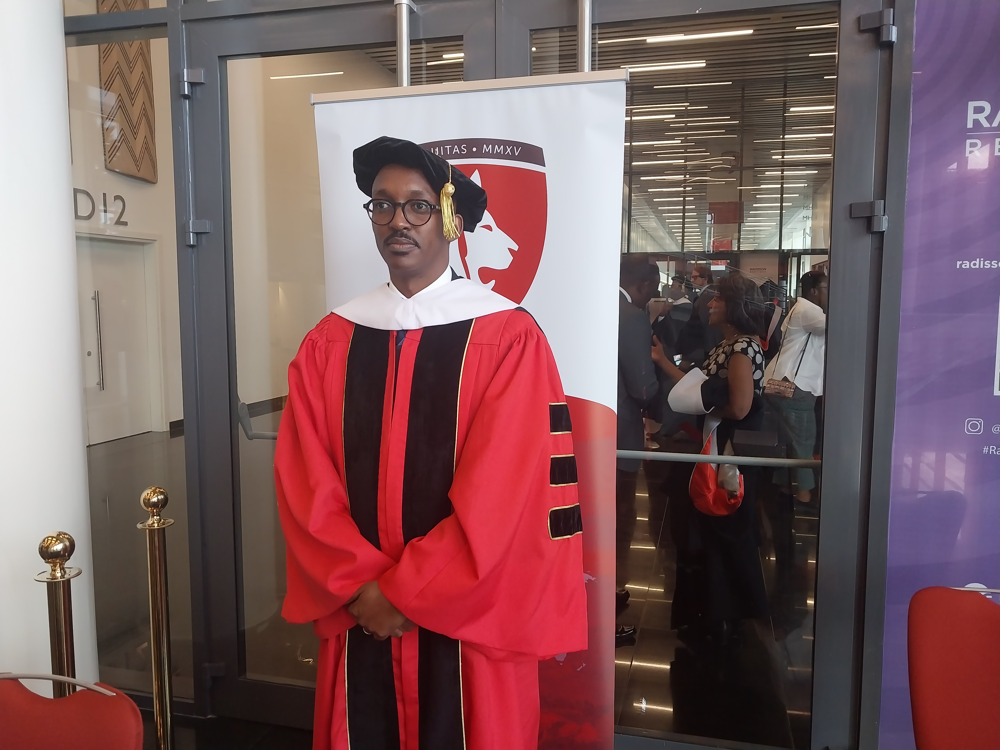 Umuyobozi w'Agateganyo wa Kaminuza ya Global Health Equity , Dr Joel Mubiligi