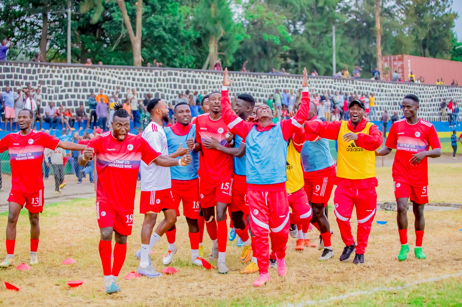 Abashinzwe kwakira abantu kuri Stade ya Musanze