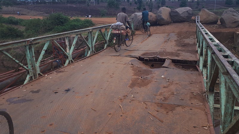 Ibiraro byari byarangiritse cyane