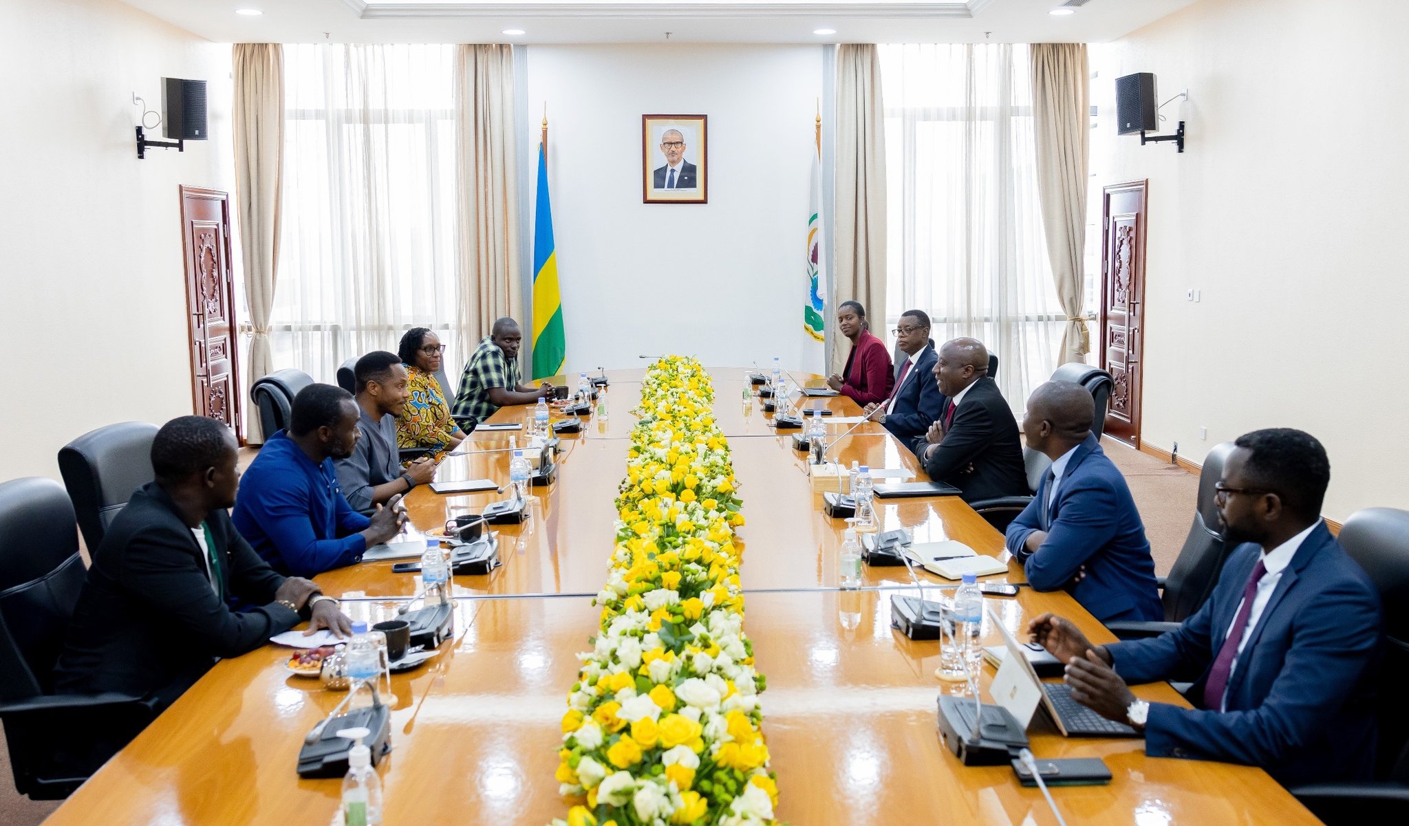 Abayobozi bombi bagiranye ibiganiro byibanze ku buhinzi n'ikoranabuhanga