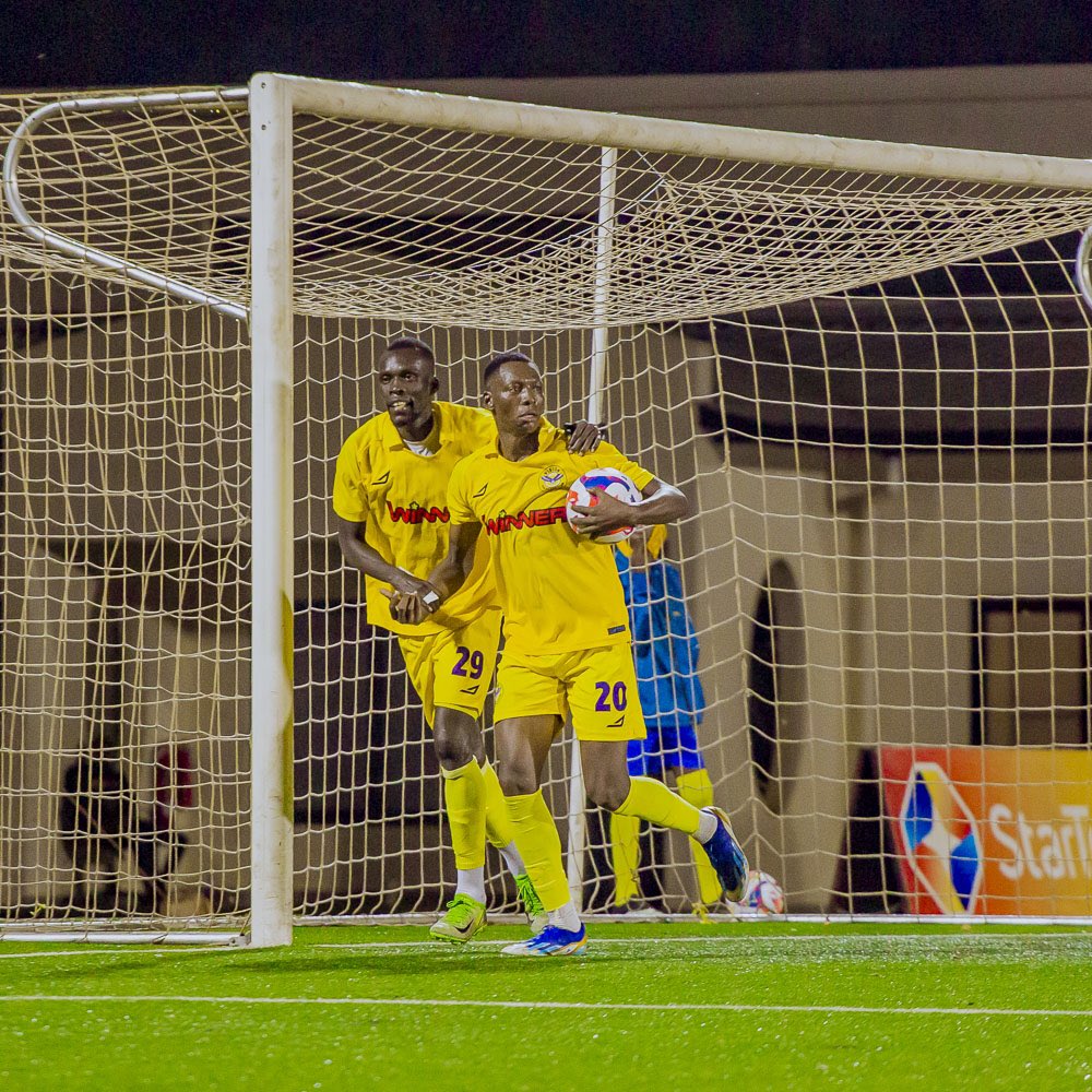 Cyubahiro Idarusi amaze kwishyurira Vision FC igitego