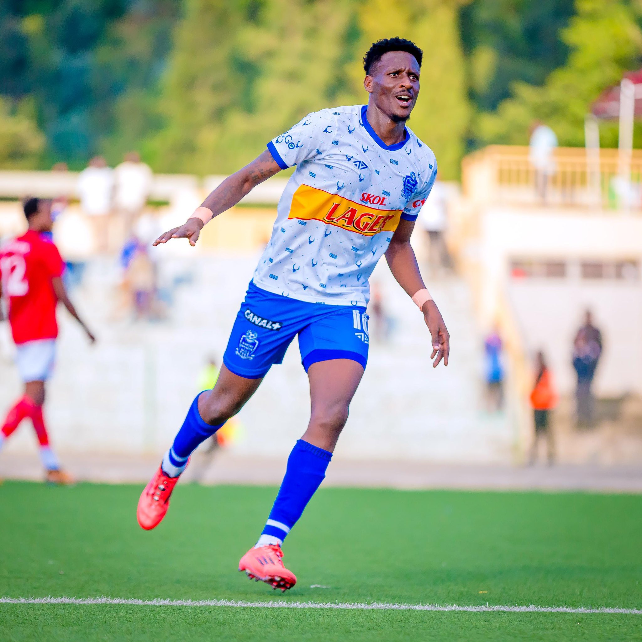 Biramahire Abeddy yatsinze ibitego bibiri byahesheje amanota atatu Rayon Sports 