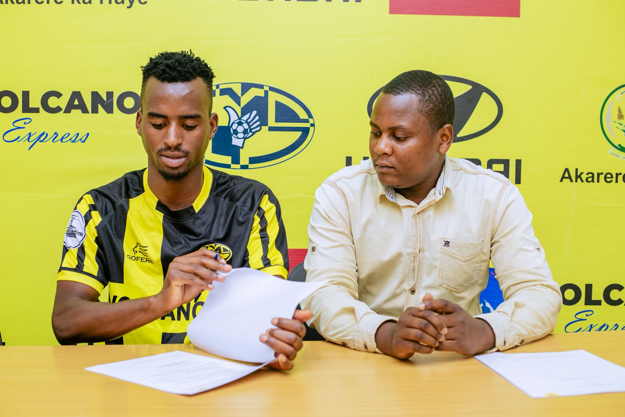 Tuyishime Emmanuel wavuye mu Amagaju FC 