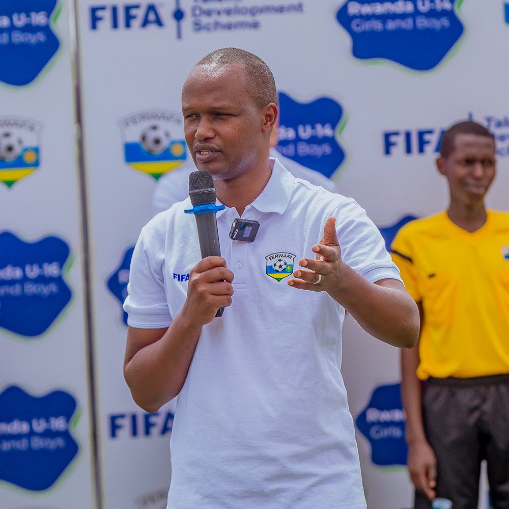 Visi Perezida wa FERWAFA Mugisha Richard yavuze ko ari uburyo bwiza bwo gutegura umukinnyi kuzagera ku rwego rwiza