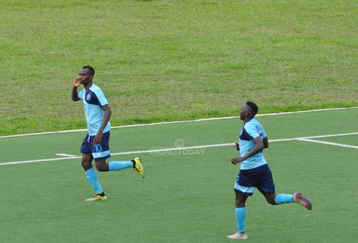 Ni gutya Danny yishimiraga ikibuga