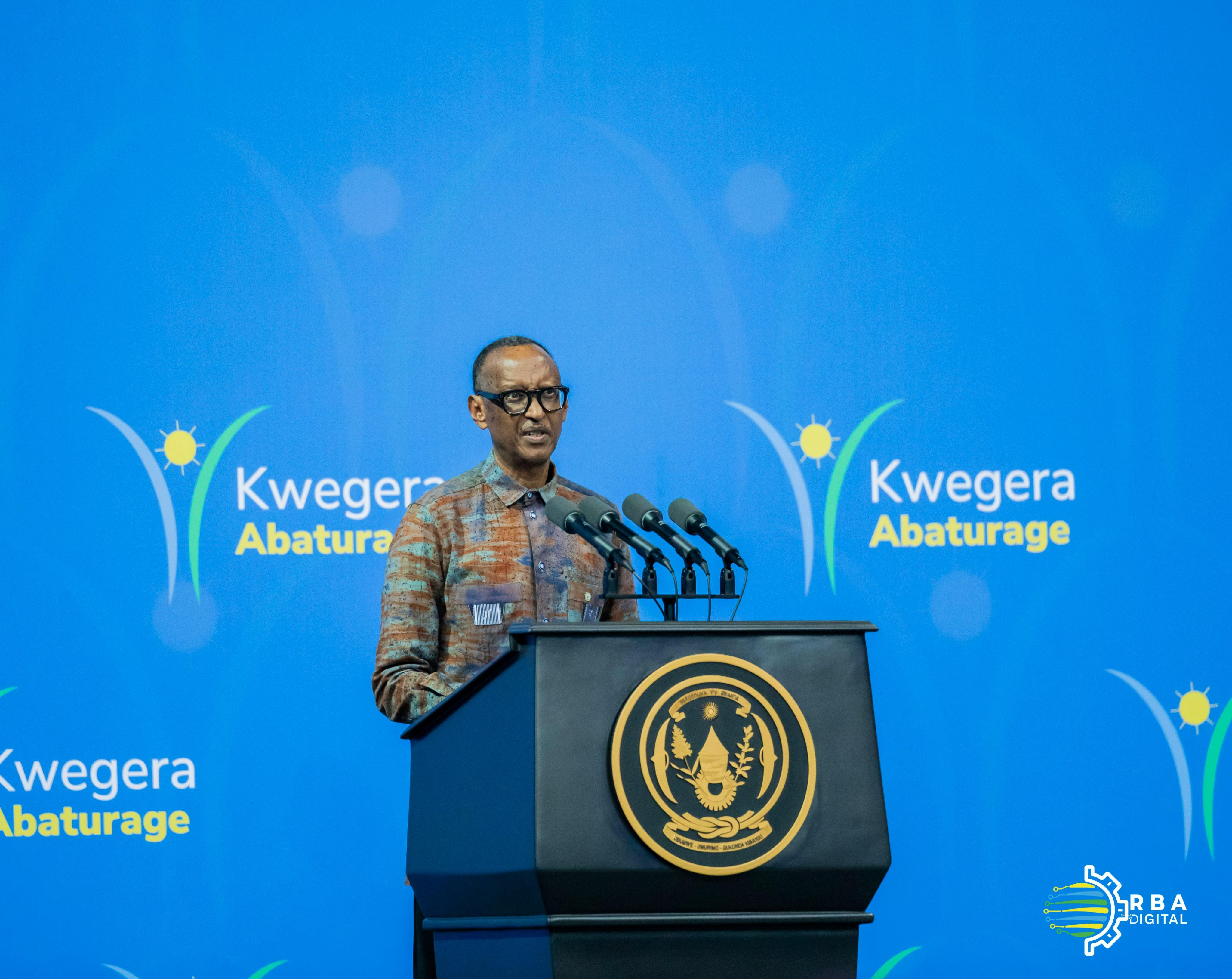 Perezida Kagame aganira n