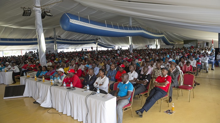 Buri mwaka abanyamuryango ba FPR-Inkotanyi barahura bakisuzuma bakanagena umwaka ukurikira.