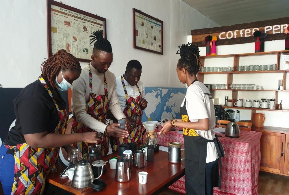 Kugabura ikawa (Barista) mu Rwanda, umwuga winjiza akayabo kandi ukeneye benshi bo kuwukora