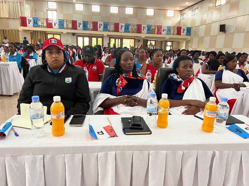 Abagore biyemeje kugira uruhare mu mibereho myiza y'urubyiruko