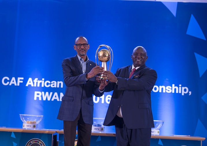 Bari kwerekana igikombe amakipe y'ibihugu azaba ahatanira.