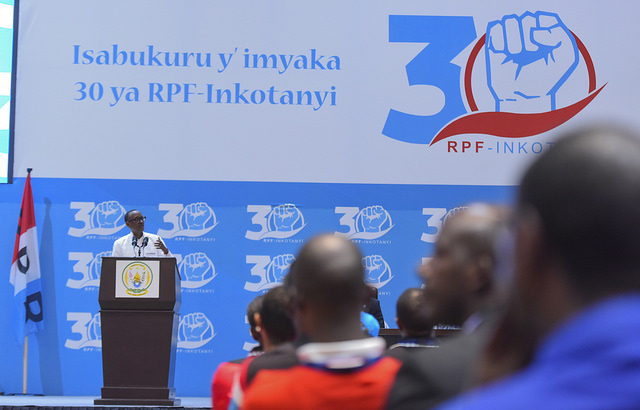 Perezida Kagame akaba n