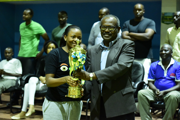 UBUMWE BBC ishyikirizwa igikombe umwaka ushize