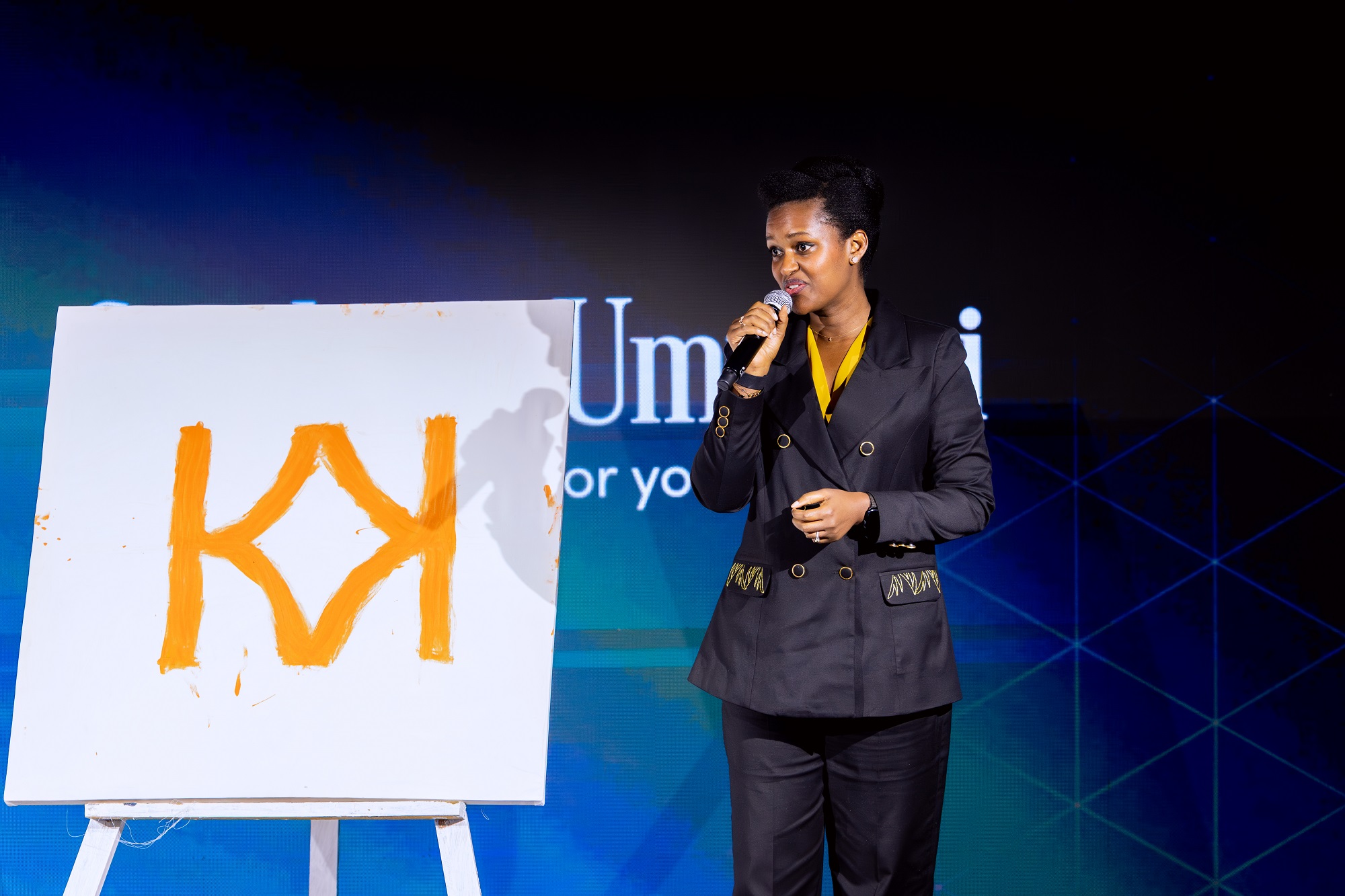 Umunyamabanga wa Leta muri Minisiteri y'Urubyiruko n'Iterambere ry'Ubuhanzi, Sandrine Umutoni