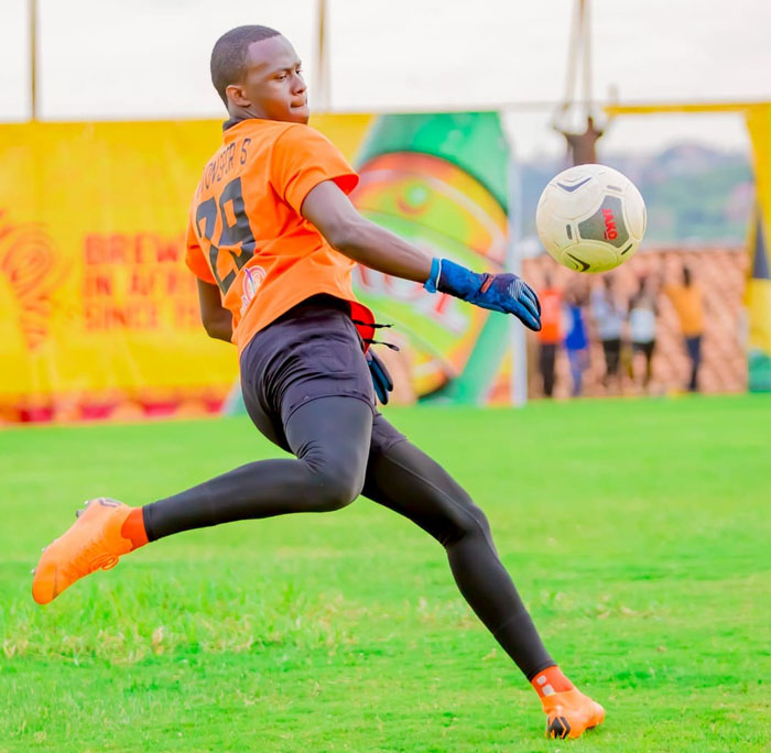 Umunyezamu Hakizimana ni umwe mu bahagaze neza mu Rwanda