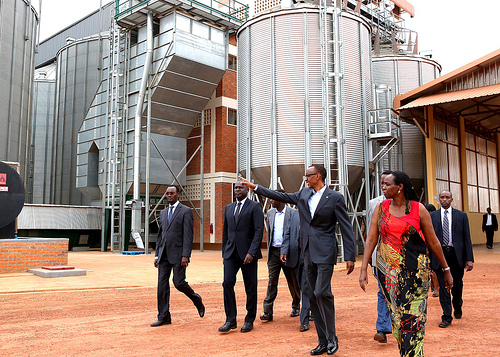 Perezida Kagame atemeberezwa igice cyagenewe inganda giherereye i Nyandungu.