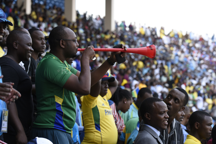 Abafana bishimira igitego cy'Amavubi