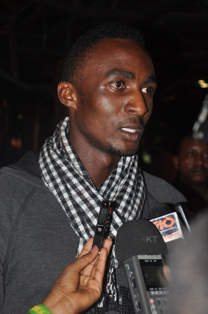 Yasabye abanyarwanda kumuba hafi