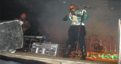 Daddy Cassa akigera kuri Stage