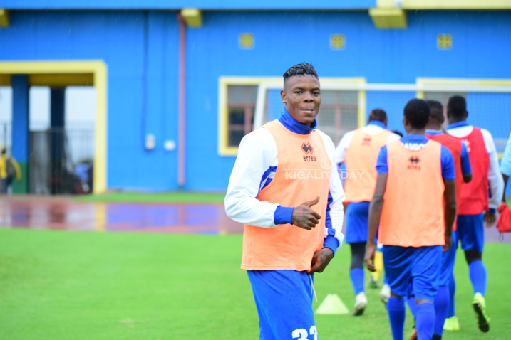 Rwatubyaye Abdul n'ubwo atari kuzakina uyu mukino yari mu myitozo hamwe n'abandi