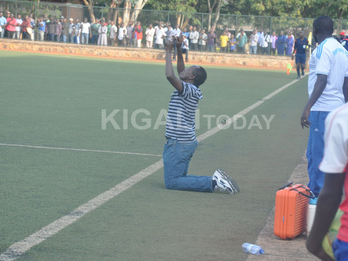 Kayiranga Baptista ati "Icyubahiro ni icyawe Nyagasani"