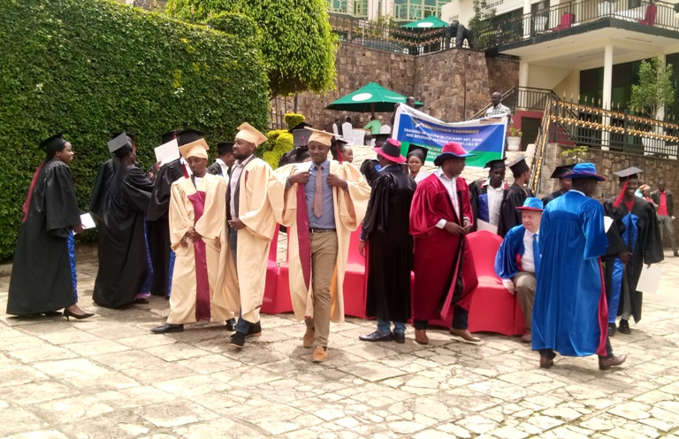 Biringiye ejo heza kubera ubumenyi bahawe