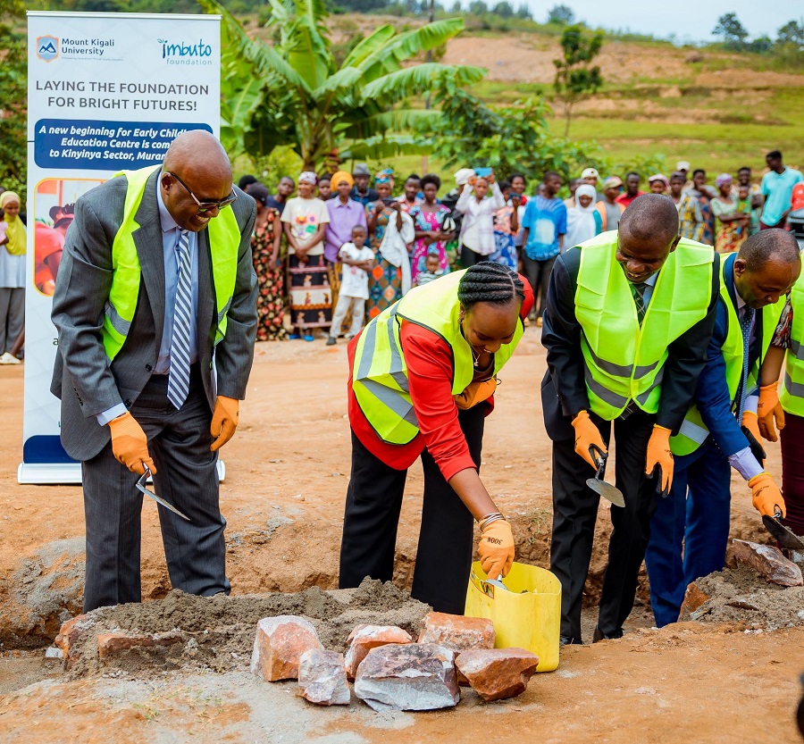 Hanashyizwe ibuye ry'ifatizo ahazubakwa urugo mbonezamikurire y'abana bato rwa Murama 