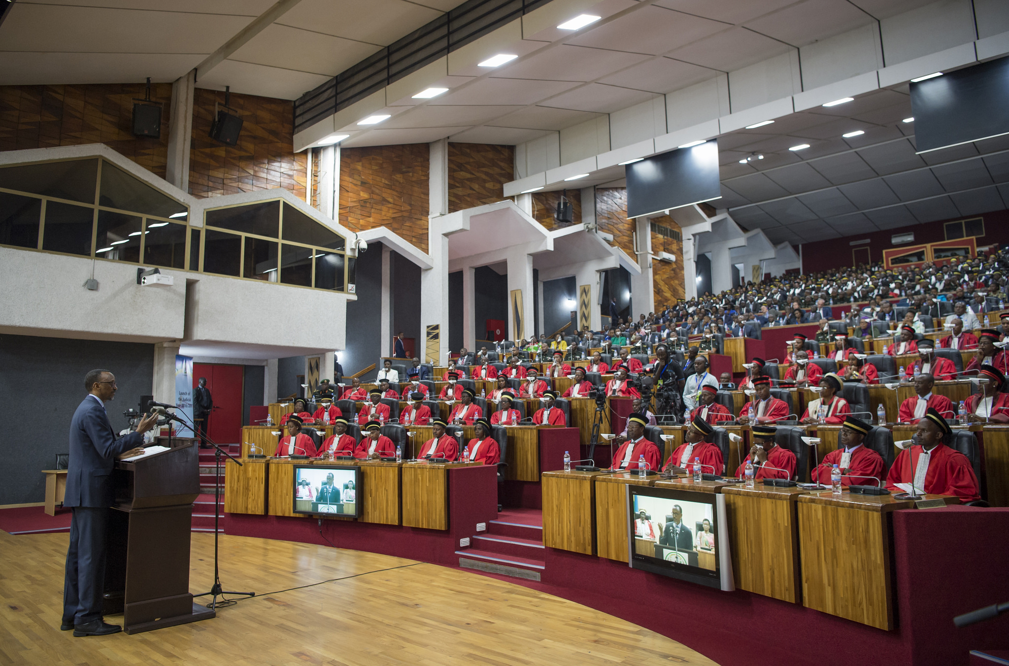 Perezida Kagame atangiza umwaka w'ubutabera wa 2016-2017