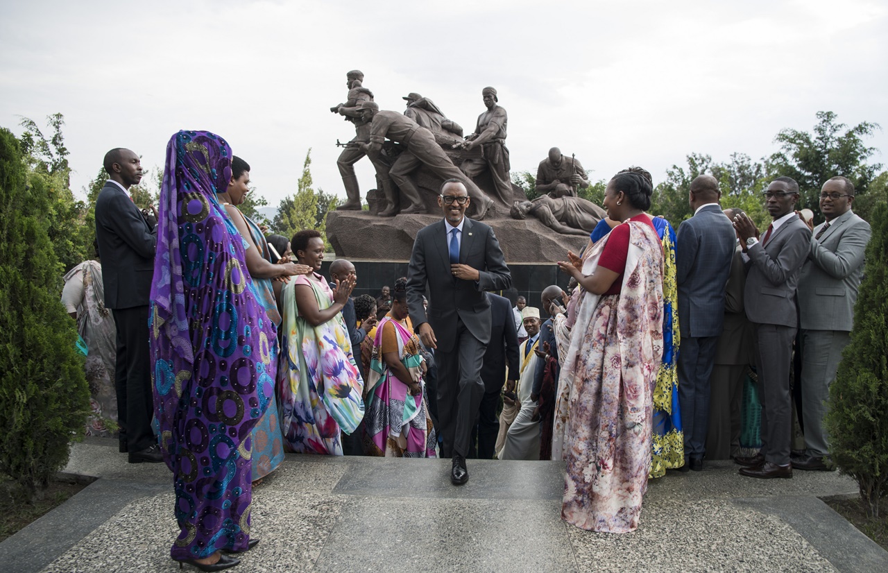 Inteko ishinga amategeko umutwe w'abadepite y'iyi manda igizwe n'abagore bangana na 61.25%