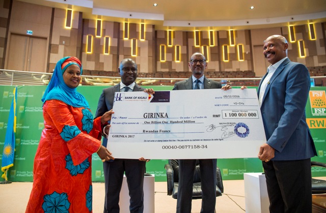 Ba rwiyemezamirimo batanze inkunga yo gushyigikira gahunda ya Gira inka 