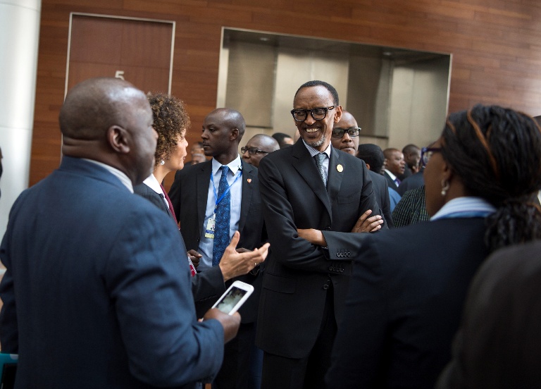 Abayobozi ba AU banyuzwe na raporo bagejejweho na Perezida Kagame 