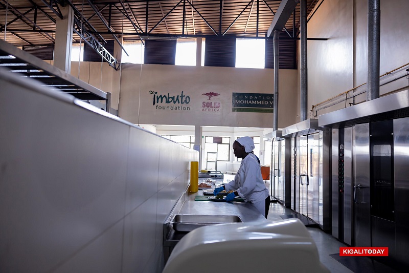 Igikoni cya Solid Africa gifite ubushobozi bwo gutegura amafunguro arenga ibihumbi 20 ku munsi