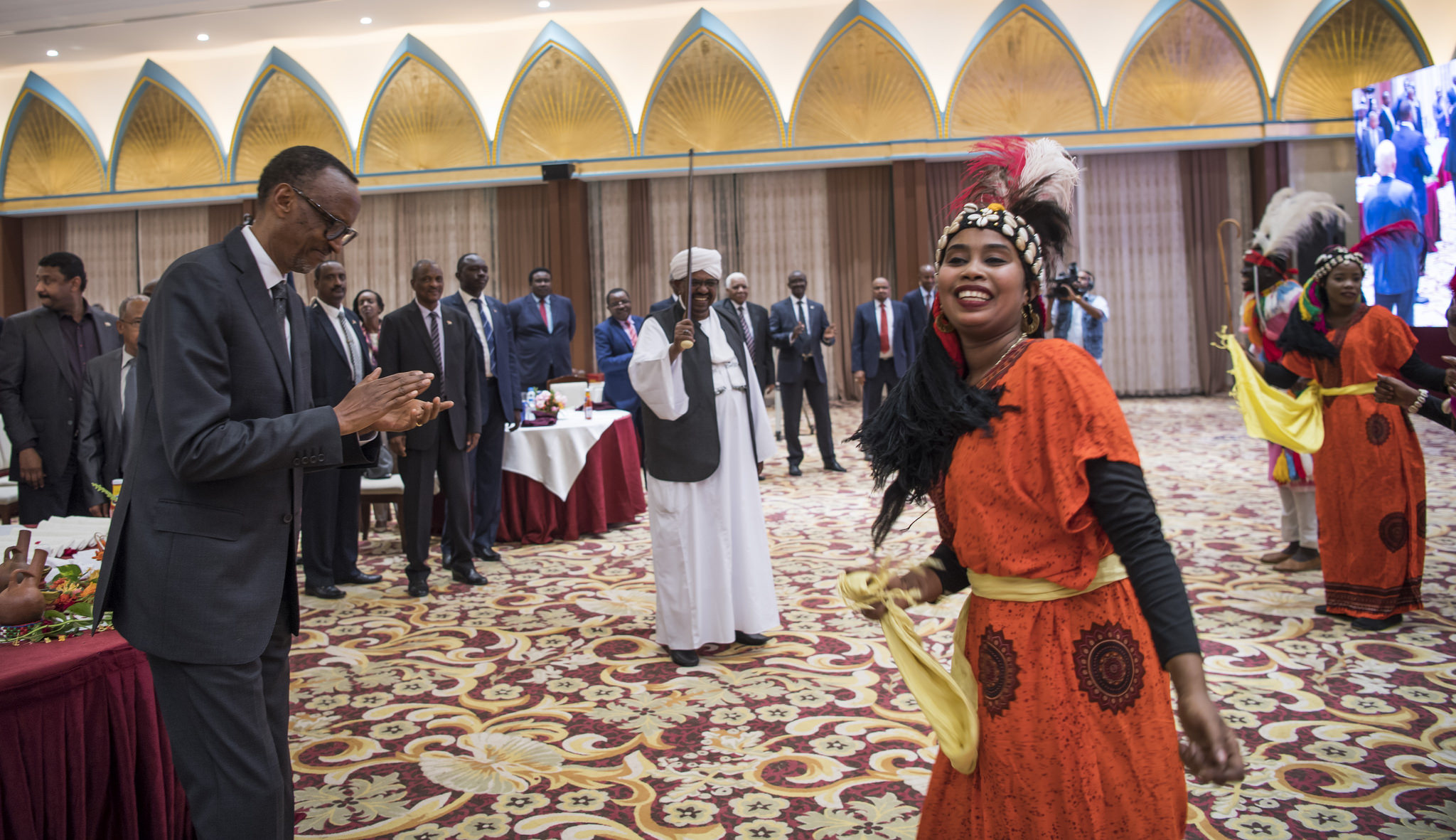 Perezida Kagame na Omar Al Bashir wa Sudani mu gitaramo 
