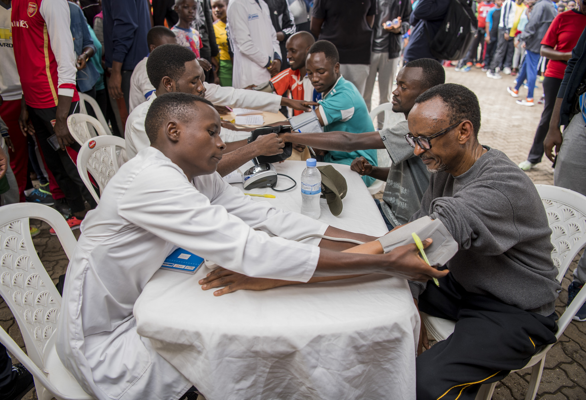 Yanashimye uburyo nyuma ya Siporo abayitabiriye bapimwa indwara zitandura bakamenye uburyo bahagaze