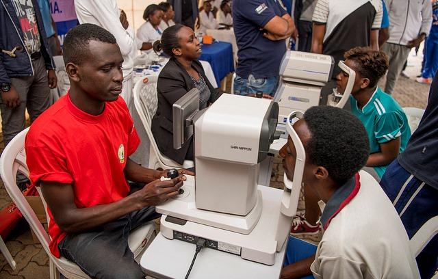 Abitabiriye iyi Siporo bafashwa kwipimisha indwara zitandura bakamenya uko bahagaze