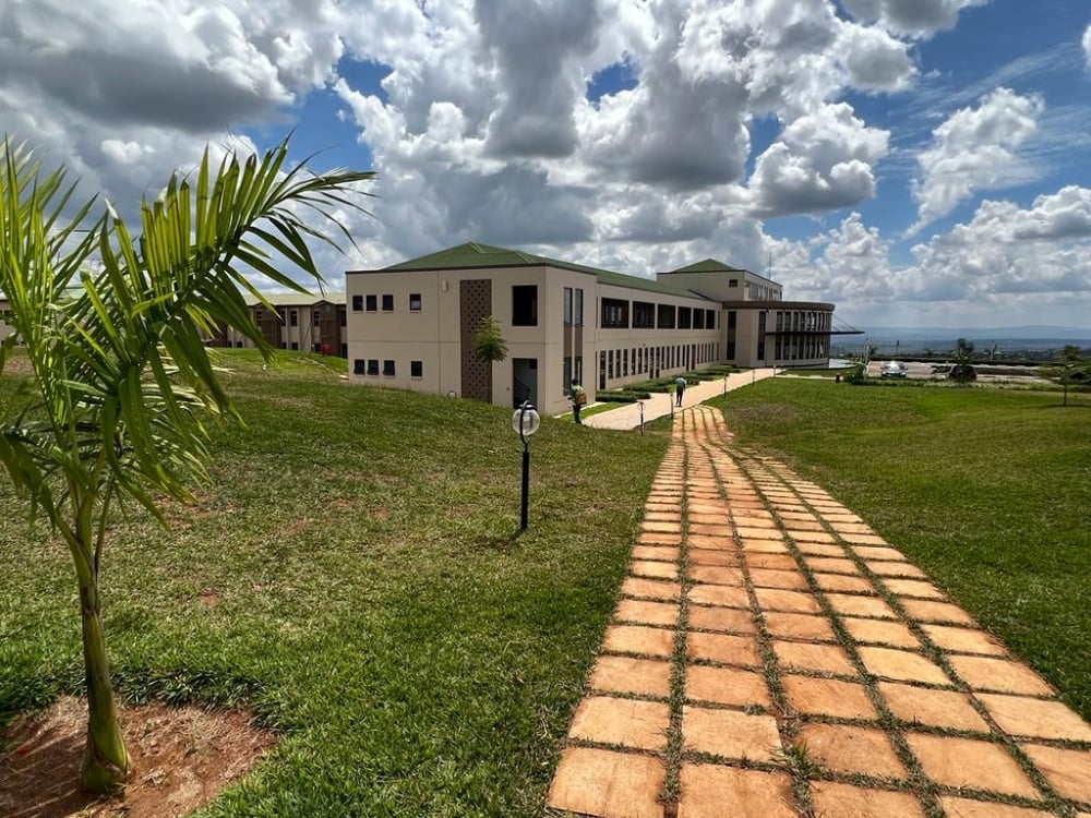 Ni ishuri ryubatswe na Leta y'u Rwanda rikazatangira rifite gahunda mpuzamahanga.