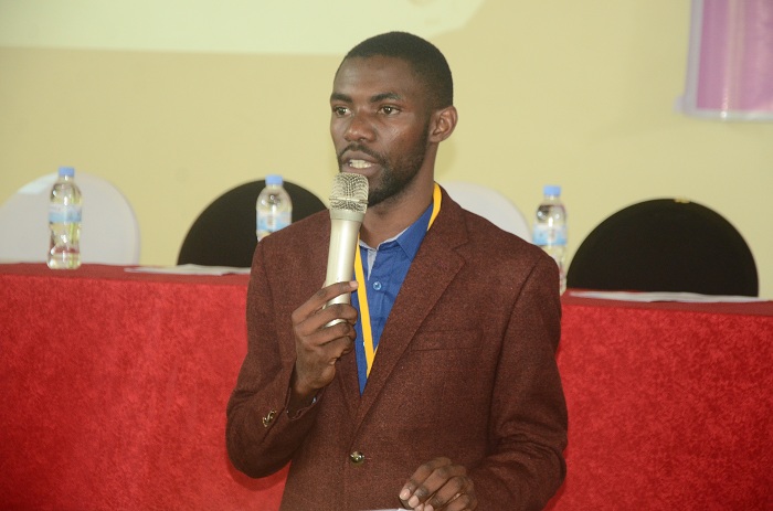 Abitabiriye ibyo biganiro bunguranye ibitekerezo