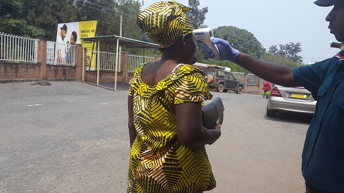 Barapima umuntu wese winjira mu bitaro n'ibigo nderabuzima