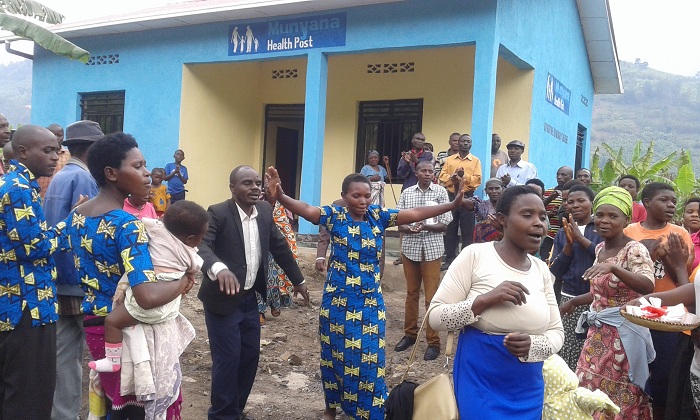 Bishimiye ko baruhutse ingendo bajyaga bakora bajya kwivuriza kure