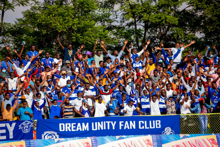 Abafana ntibari baherutse kuzura Stade