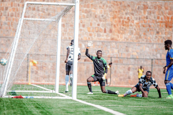 APR FC yatsindiye Etoile de l'Est iwayo ihita inayisezerera