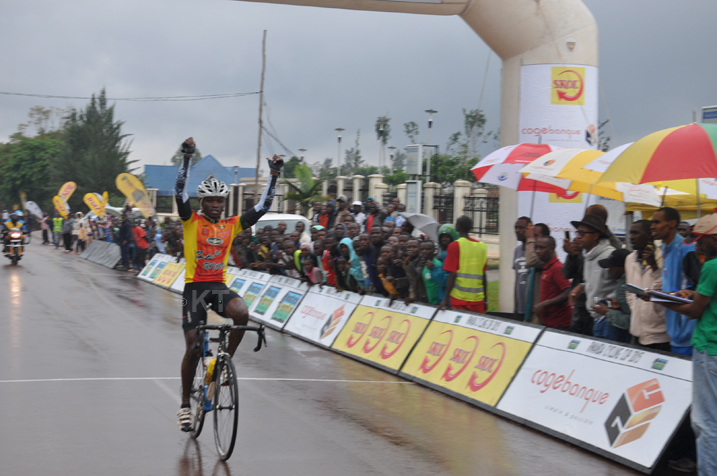 Arishimira intsinzi ya mbere muri Rwanda Cycling Cup