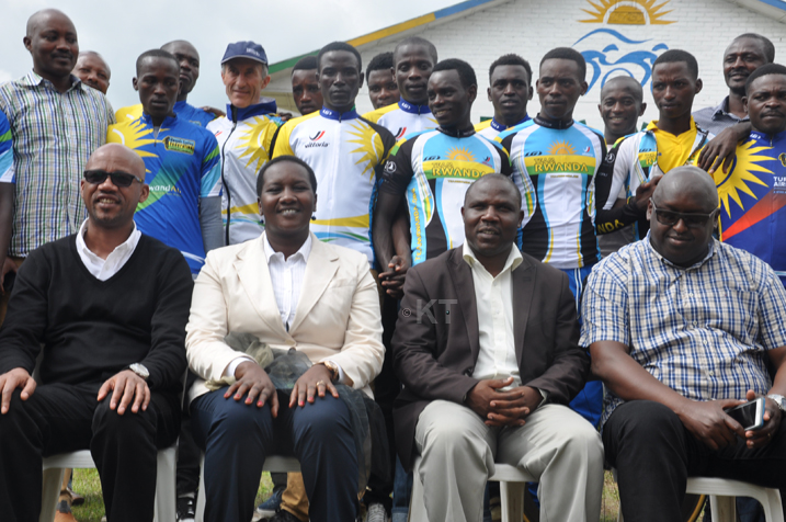 Abakinnyi b'u Rwanda